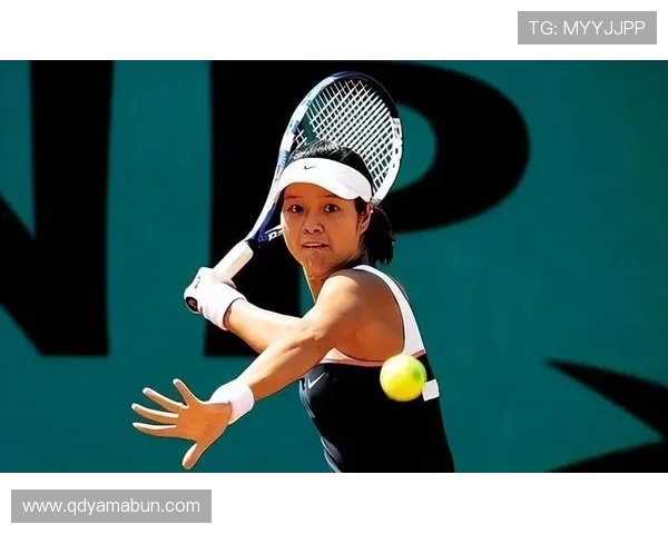 中国网球选手李娜荣膺国际女子网球协会年度最佳球员奖 创历史新高