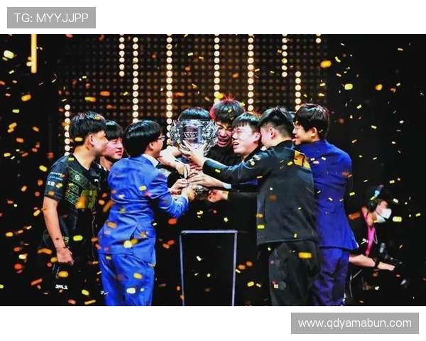 《全球电竞赛季激烈开战 国内战队新星崭露头角》