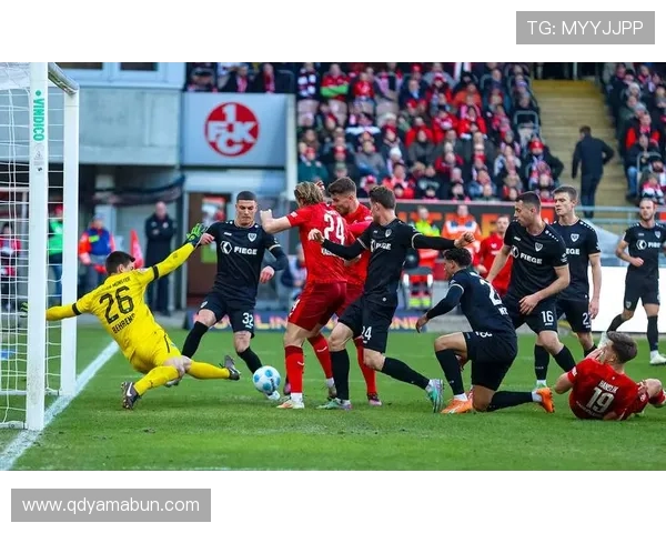 从普鲁士多特蒙德俱乐部看现代足球文化传承与战术革新趋势发展路