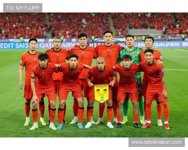 国足世预赛迎关键战新帅战术调整引发球迷期待与热议全国关注升温